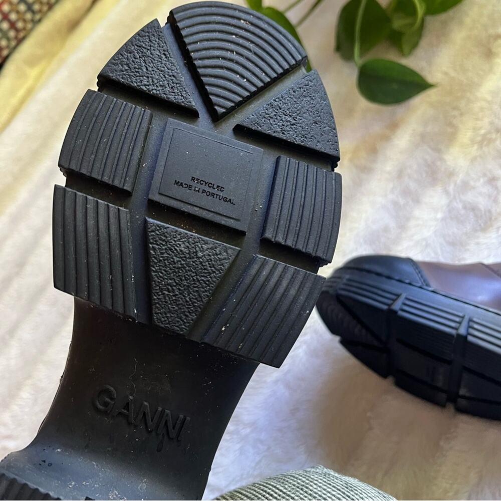 GANNI Recycled Rubber Brown & Black City Boots - Picture 8 of 10